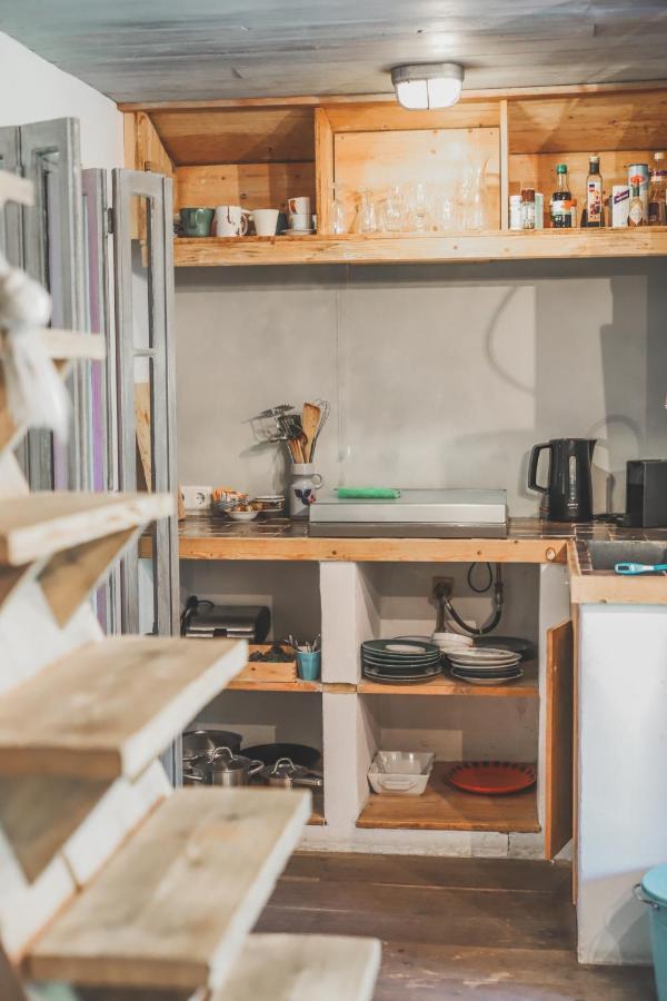 In De Aap - Appartementen & Guesthouse 베르겐 외부 사진