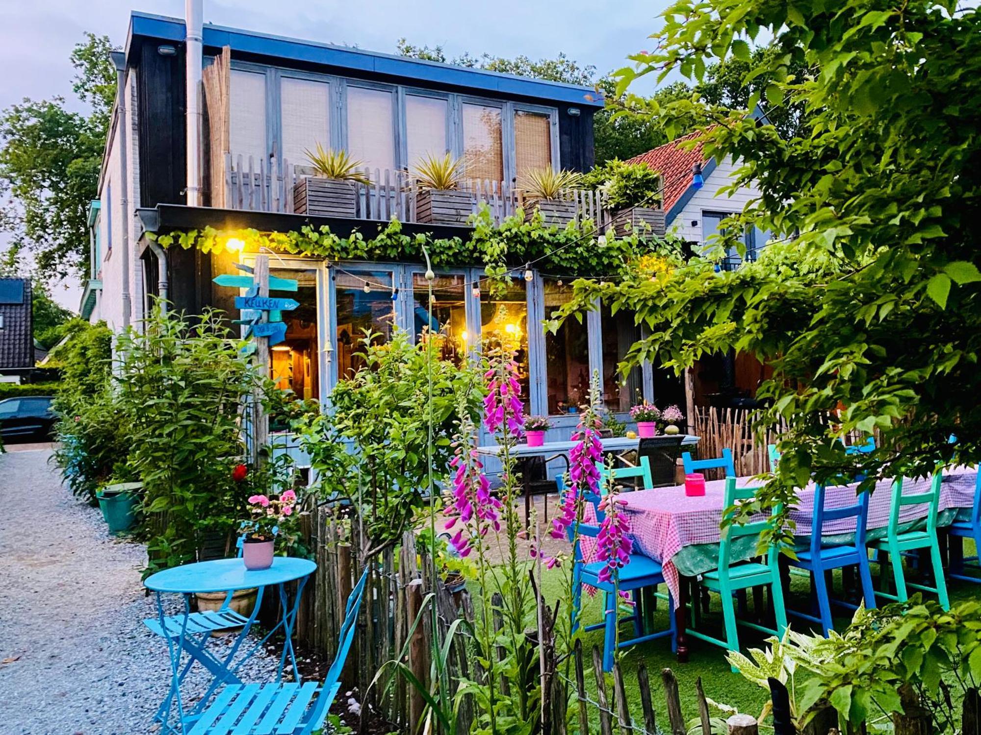 In De Aap - Appartementen & Guesthouse 베르겐 외부 사진